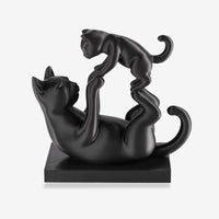 Close up of Cat and Kitten 3D Printed Figurine